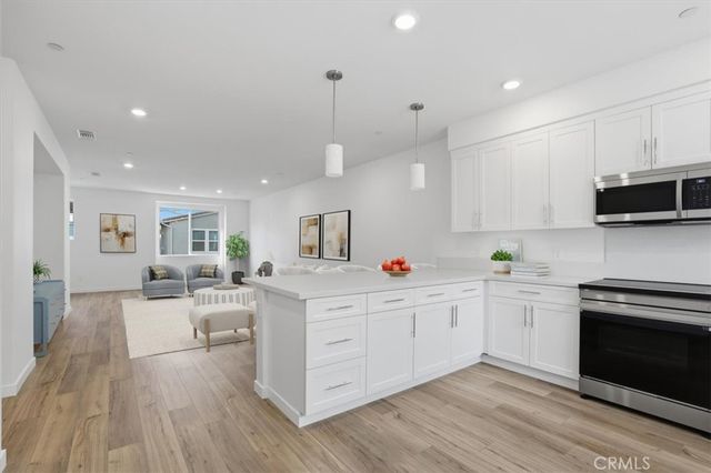 27323 Seven Oaks Lane, Valencia, CA 91381