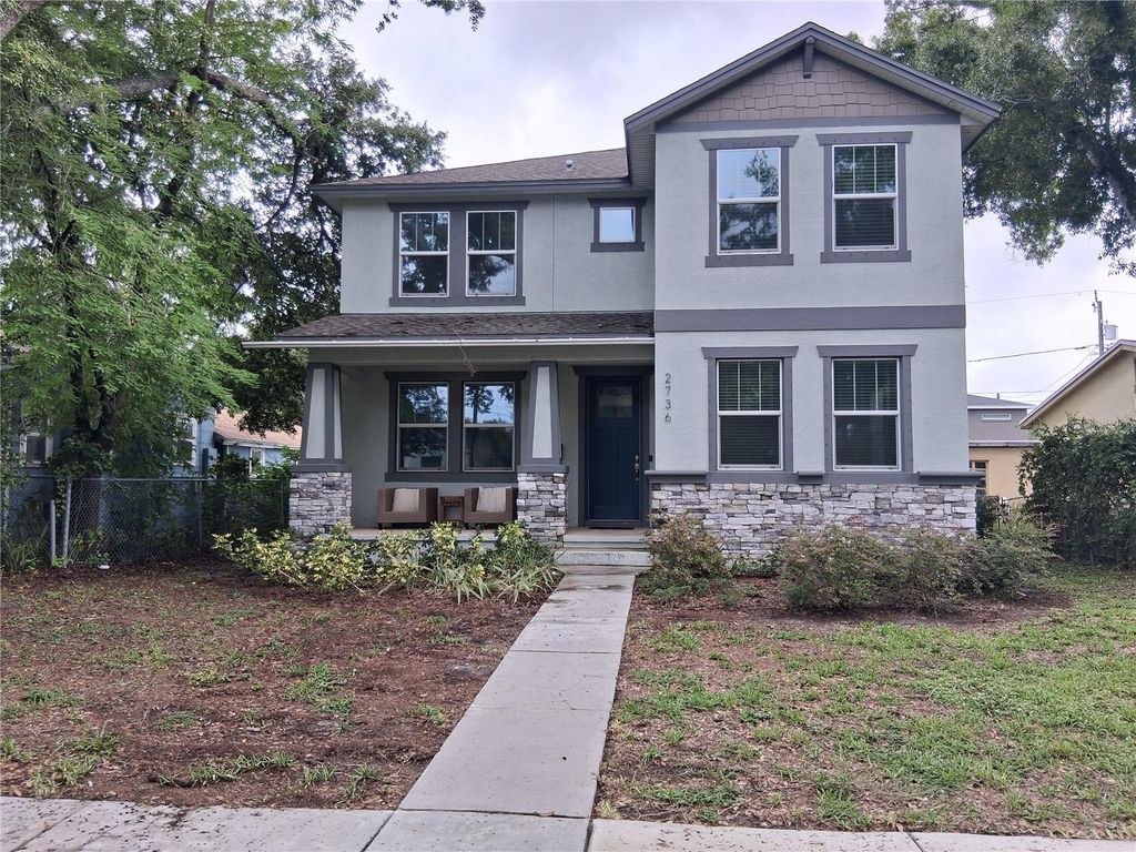 Image 1 of property listing at 2736 S 3RD AVENUE S, St Petersburg, FL 33701