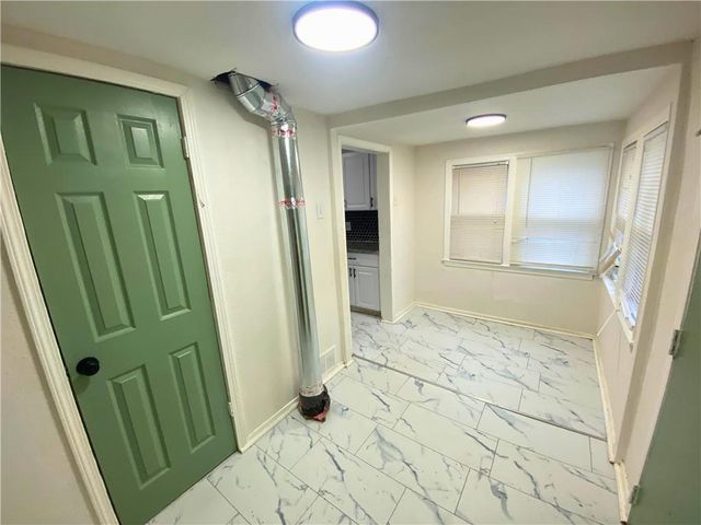 4210 Park Avenue, Kansas City, MO 64130