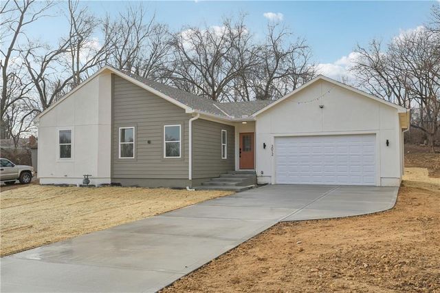 3012 N 63rd Street, Kansas City, KS 66104