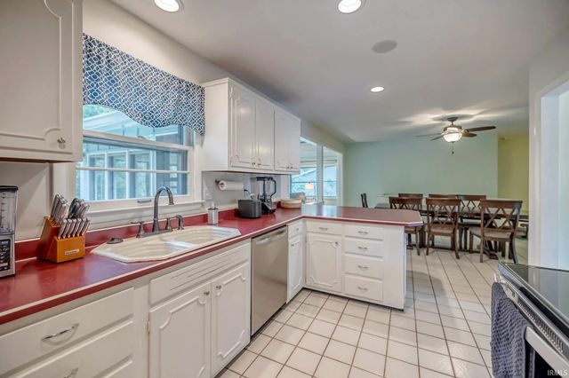 1325 E Elliston Drive, Bloomington, IN 47401