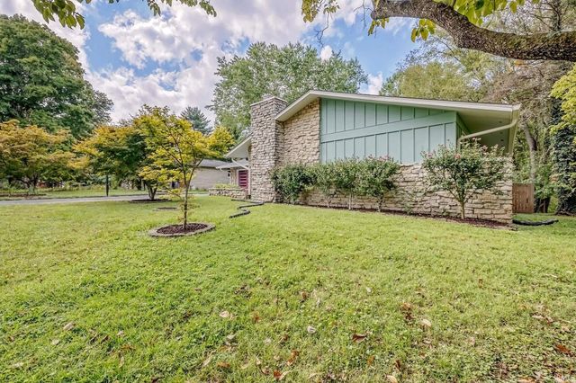 1325 E Elliston Drive, Bloomington, IN 47401