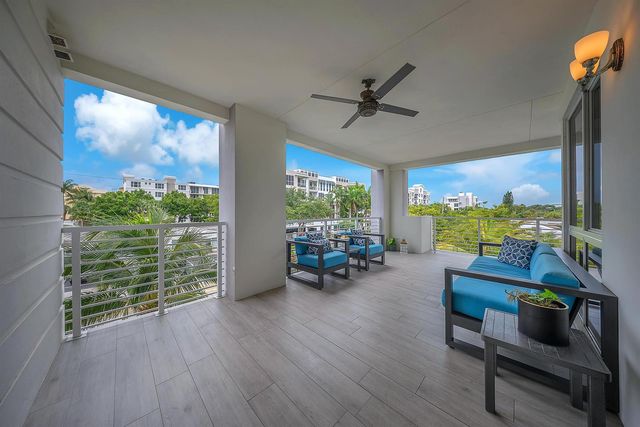 51 SE 19th Avenue 303, Deerfield Beach, FL 33441