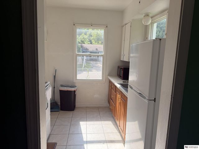 5302 N 39th Circle, Omaha, NE 68111