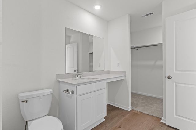 8033 Chesapeake Trail, Bauxite, AR 72011