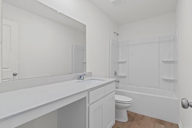 8033 Chesapeake Trail, Bauxite, AR 72011