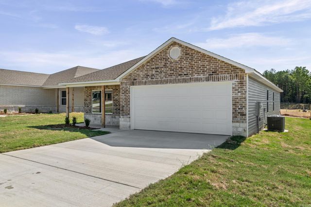 8033 Chesapeake Trail, Bauxite, AR 72011