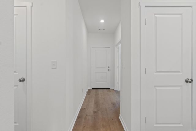 8033 Chesapeake Trail, Bauxite, AR 72011
