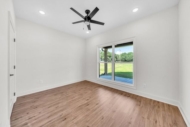 2728 Bains Rd, Hillsboro, TN 37342
