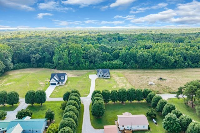 2728 Bains Rd, Hillsboro, TN 37342