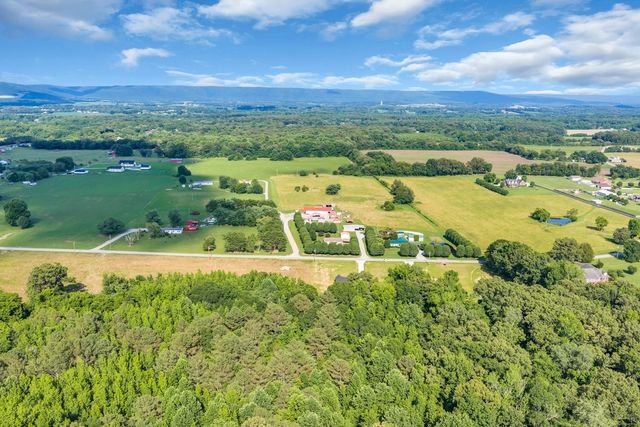2728 Bains Rd, Hillsboro, TN 37342