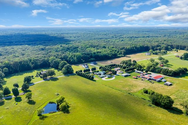 2728 Bains Rd, Hillsboro, TN 37342