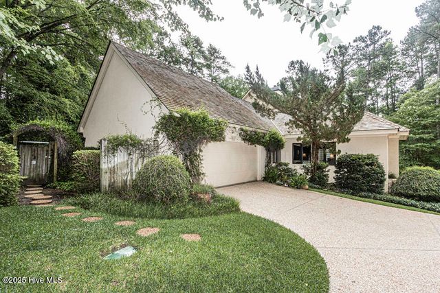 129 Steeplechase Road, Rocky Mount, NC 27804