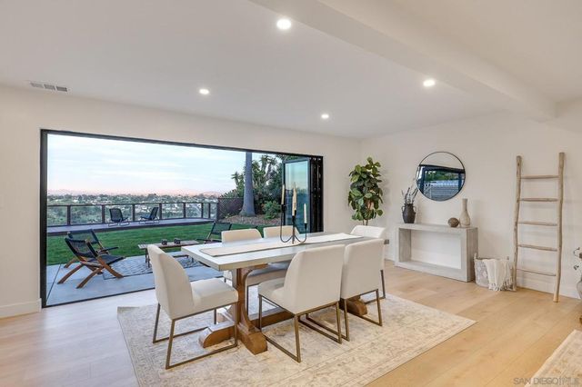 5777 Desert View Dr 358-381-14-00, La Jolla, CA 92037