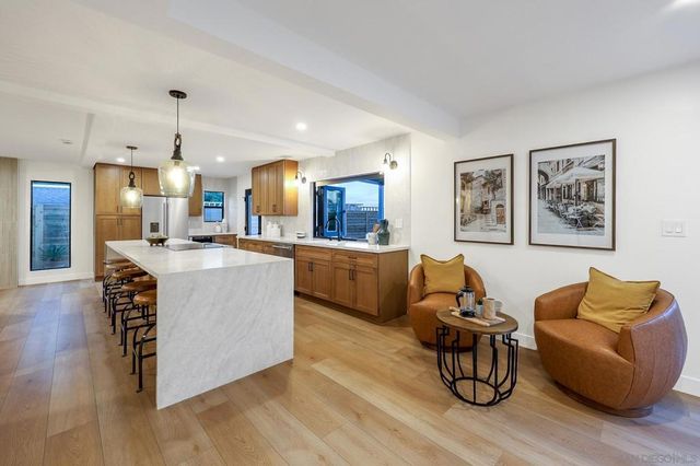 5777 Desert View Dr 358-381-14-00, La Jolla, CA 92037