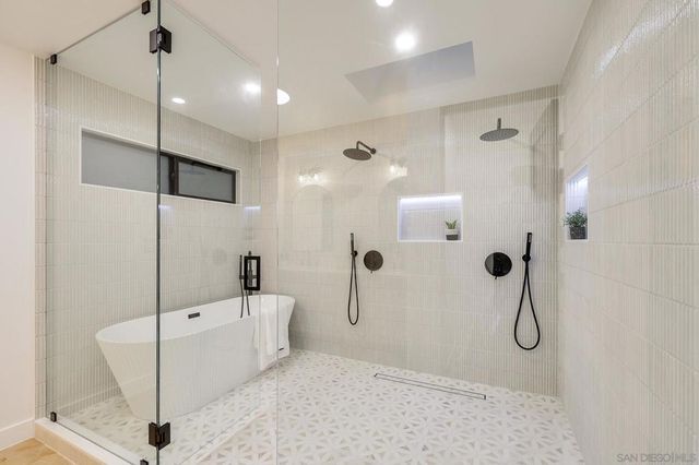 5777 Desert View Dr 358-381-14-00, La Jolla, CA 92037