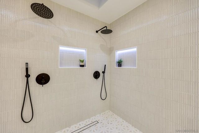 5777 Desert View Dr 358-381-14-00, La Jolla, CA 92037