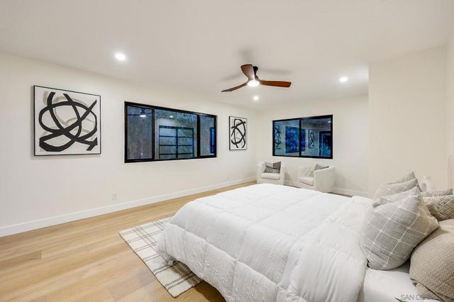 5777 Desert View Dr 358-381-14-00, La Jolla, CA 92037