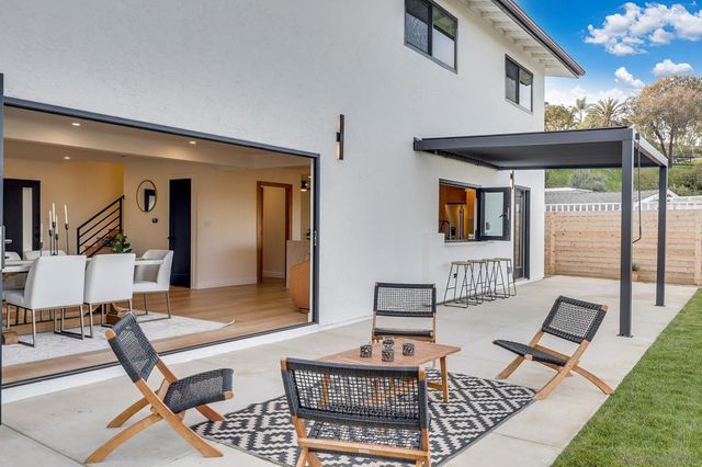 5777 Desert View Dr 358-381-14-00, La Jolla, CA 92037