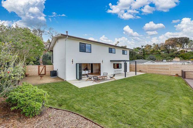 5777 Desert View Dr 358-381-14-00, La Jolla, CA 92037