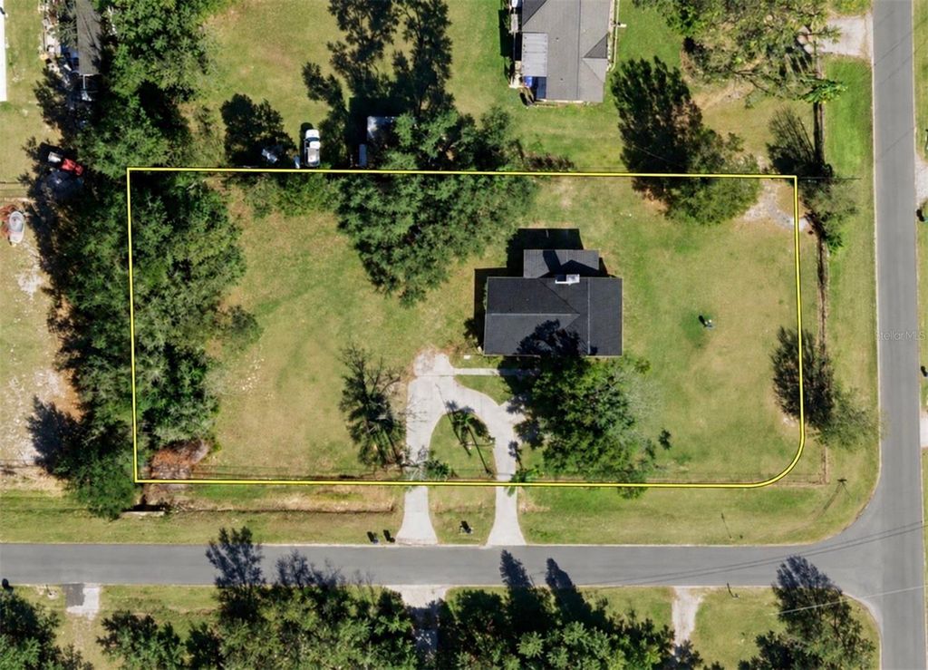 Image 1 of property listing at 12304 GLENSHIRE DRIVE, Riverview, FL 33579
