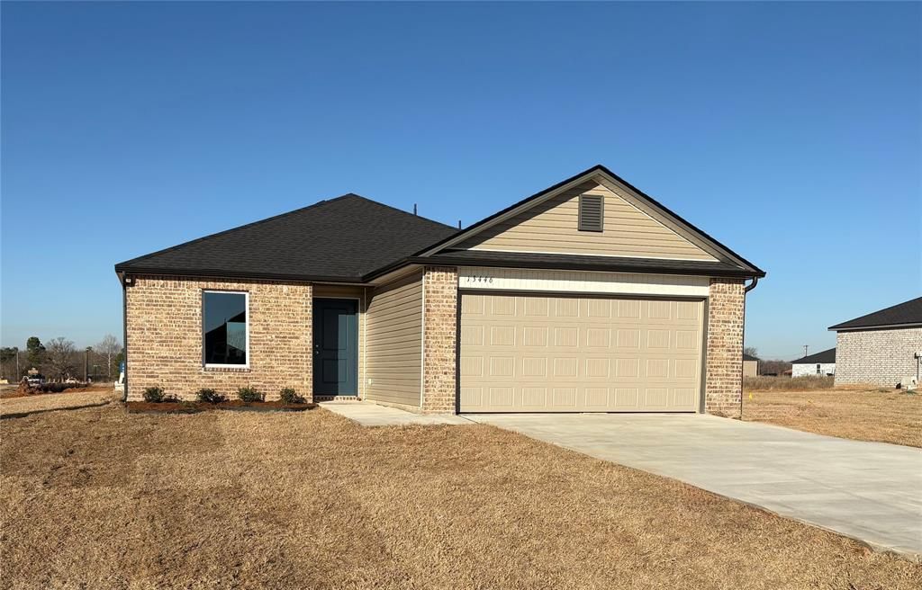 13446 Dewberry Road, Mcloud, OK 74851