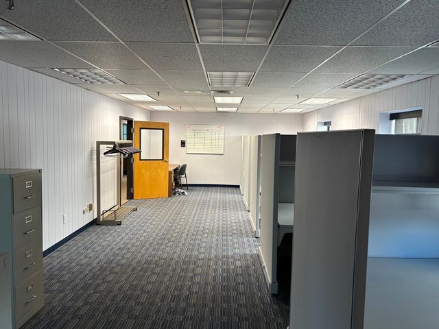 28 Osprey Rd, Saugus, MA 01906