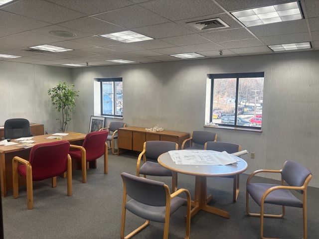 28 Osprey Rd, Saugus, MA 01906