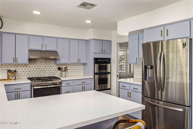 52 W THUNDERBIRD Road, Phoenix, AZ 85023