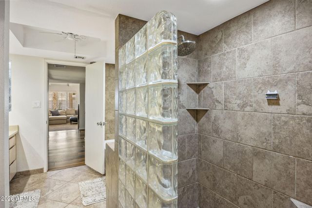 52 W THUNDERBIRD Road, Phoenix, AZ 85023