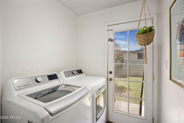 52 W THUNDERBIRD Road, Phoenix, AZ 85023