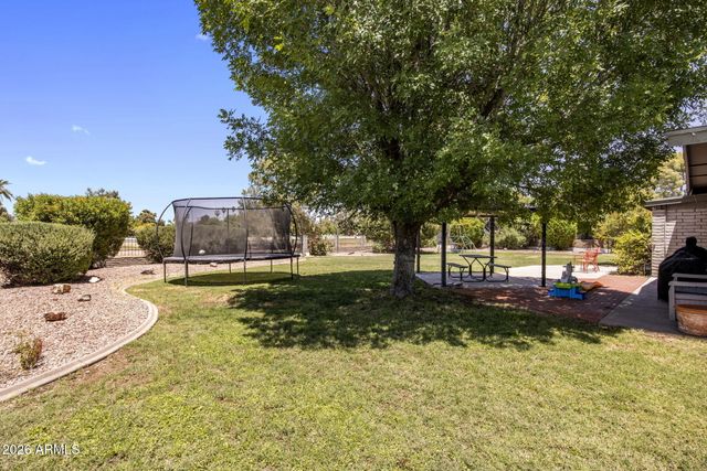 52 W THUNDERBIRD Road, Phoenix, AZ 85023