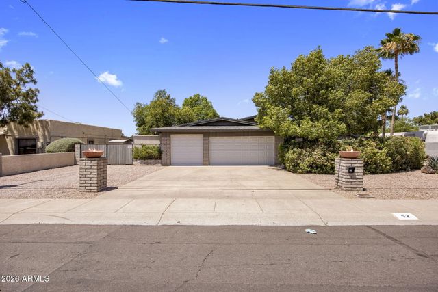 52 W THUNDERBIRD Road, Phoenix, AZ 85023