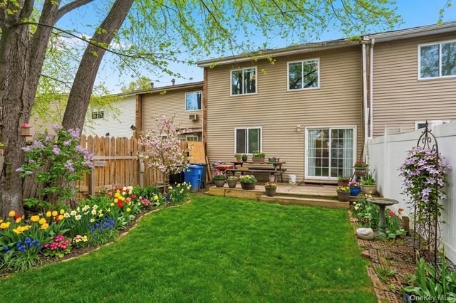 13 N Aspen Road, Middletown, NY 10940