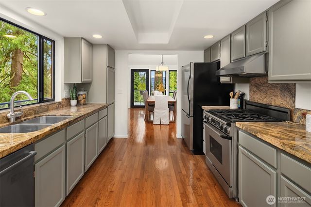 4429 E Mercer Way, Mercer Island, WA 98040