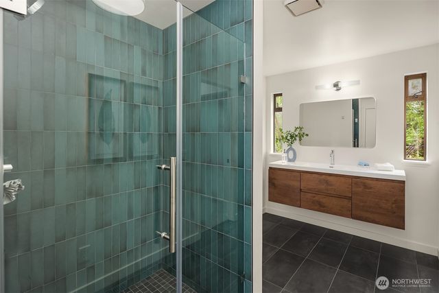4429 E Mercer Way, Mercer Island, WA 98040