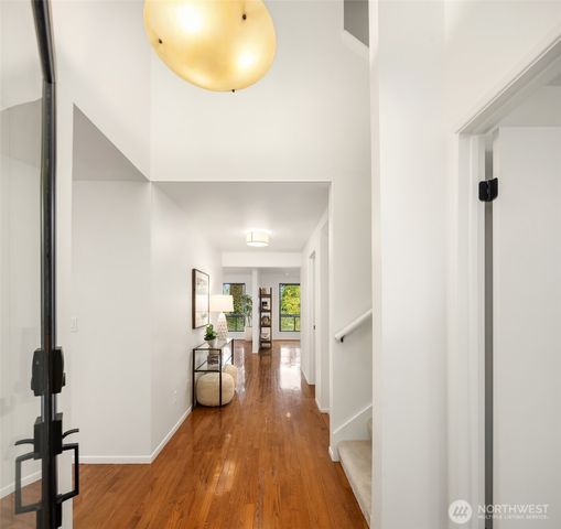 4429 E Mercer Way, Mercer Island, WA 98040