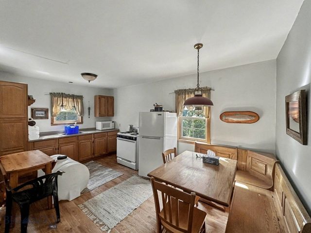 30 Bunks Trail, Ennis, MT 59729