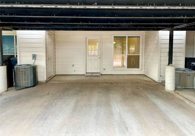 5752 Giddyup Lane, Fort Worth, TX 76179