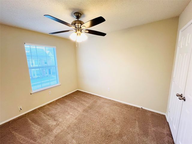 5752 Giddyup Lane, Fort Worth, TX 76179
