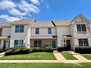 5752 Giddyup Lane, Fort Worth, TX 76179