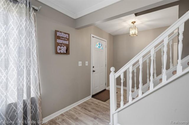 17592 Knollwood Drive, Clinton Township, MI 48038