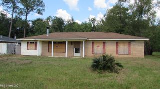2537 W David Drive, Gulfport, MS 39503