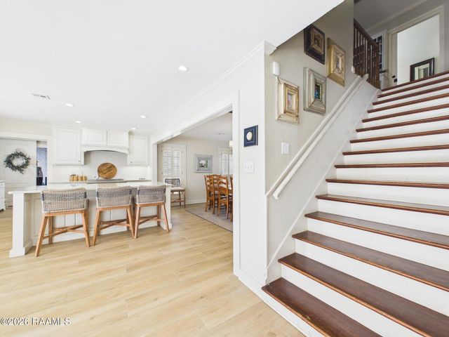 106 Redwing Circle, Lafayette, LA 70503