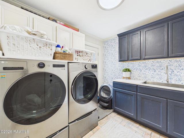 106 Redwing Circle, Lafayette, LA 70503