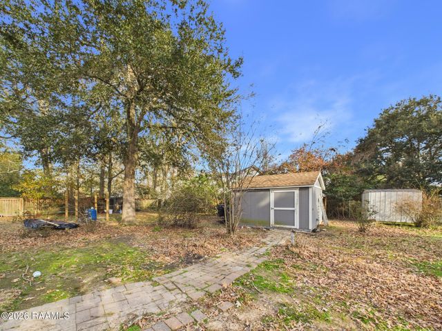 106 Redwing Circle, Lafayette, LA 70503