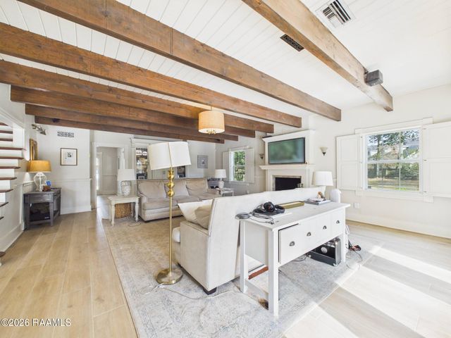 106 Redwing Circle, Lafayette, LA 70503