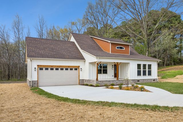 211 Majestic Dr, Decherd, TN 37324