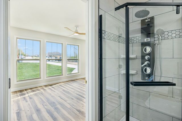 211 Majestic Dr, Decherd, TN 37324