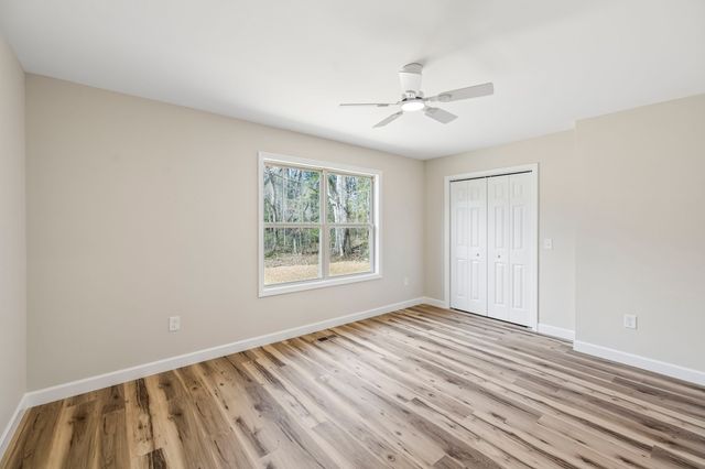 211 Majestic Dr, Decherd, TN 37324